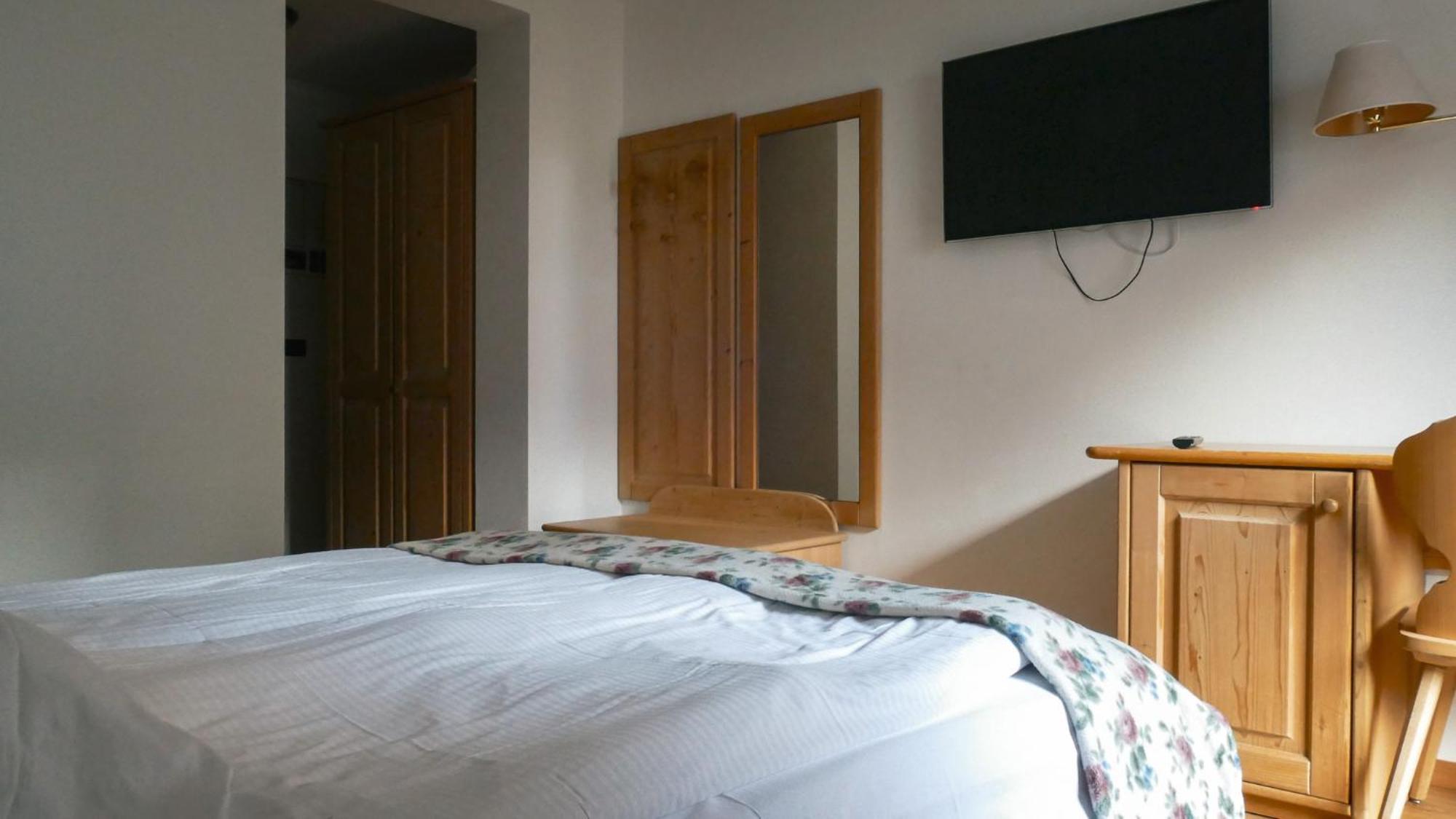 Hotel Malga Passerella モエナ エクステリア 写真